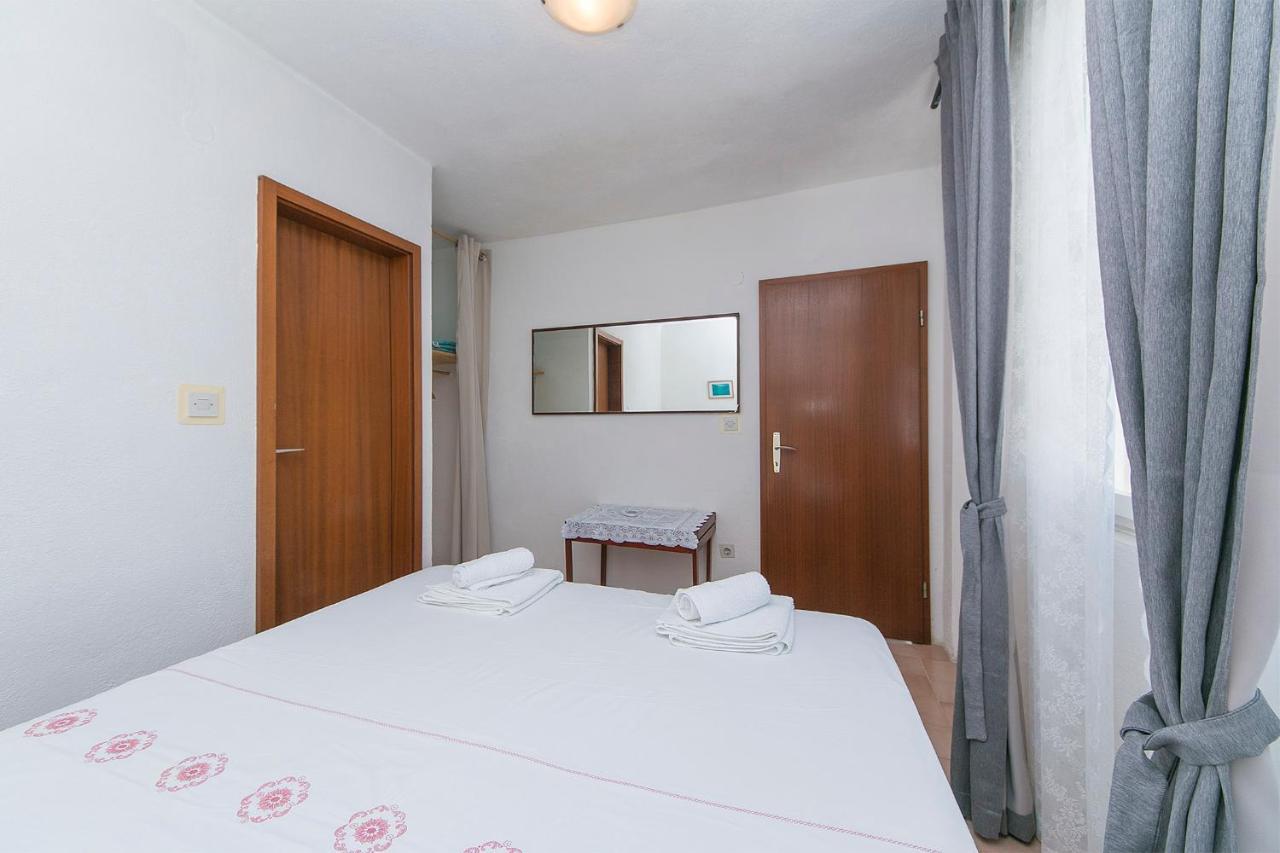 Haus Barisa Brela Apartment Exterior photo