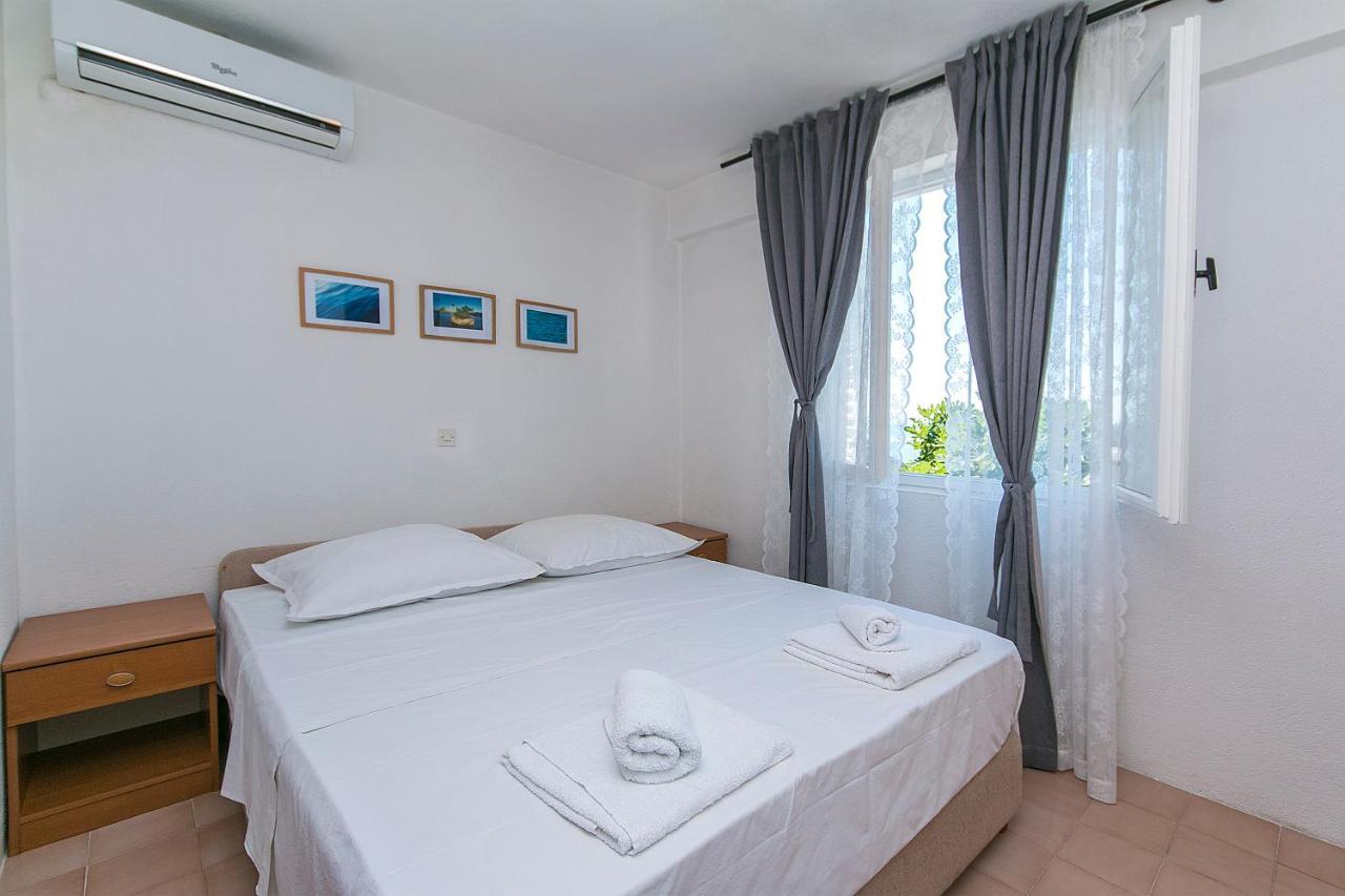 Haus Barisa Brela Apartment Exterior photo